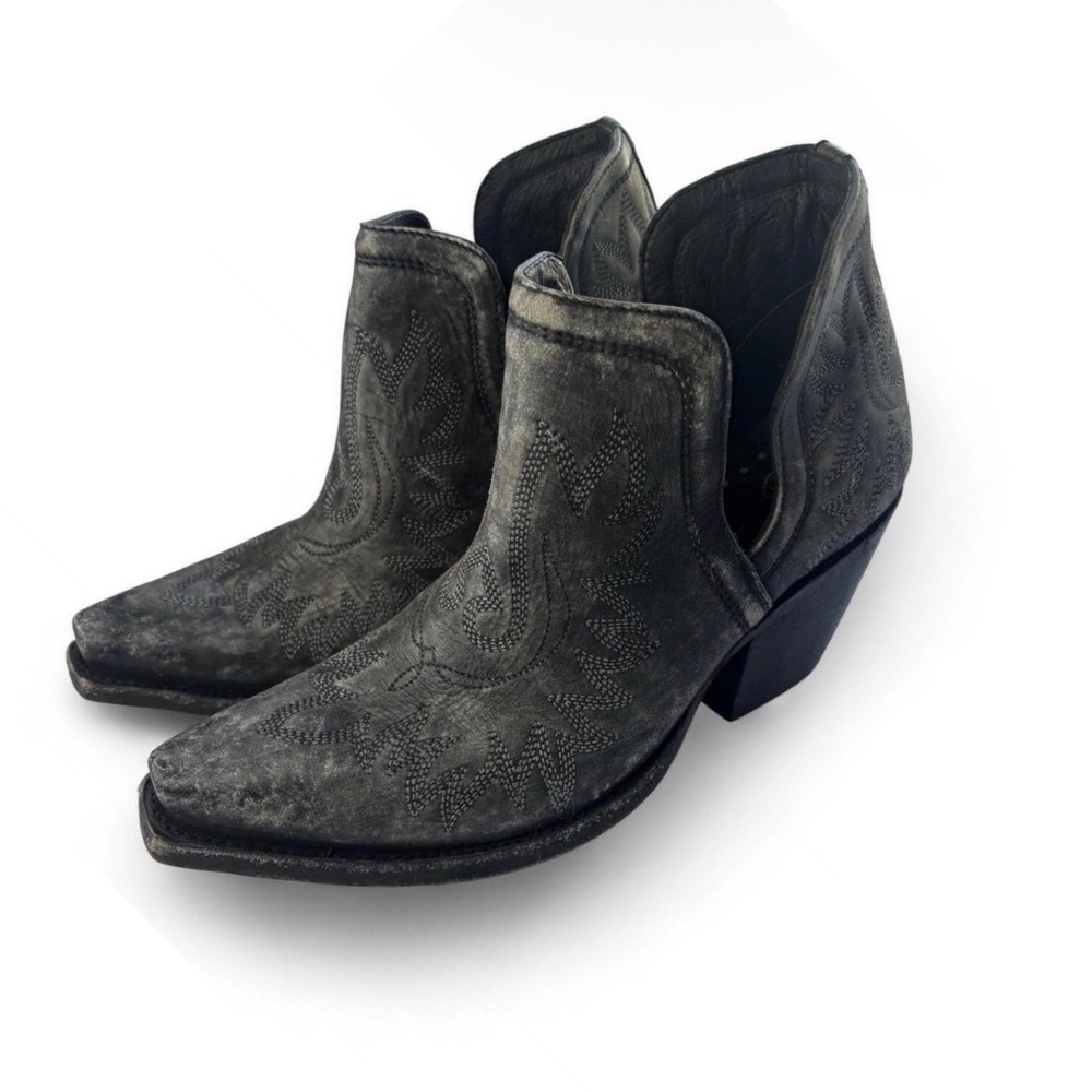 Ariat Dixon Black Distressed Leather Western Snip Toe Booties 10034044 Womens 8B